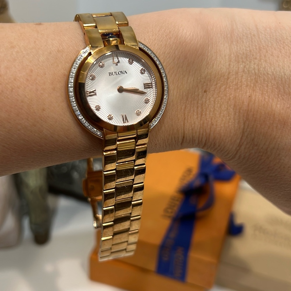 Bulova Rubayait diamond watch Gold.